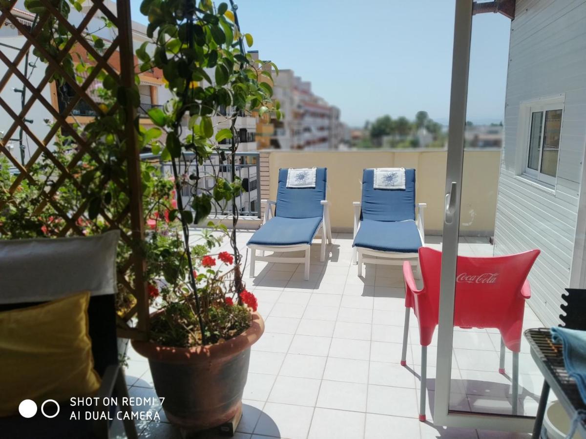 Habitación en un Ático con gran terraza al aire libre una noche 75 mas noches a 65e Burriana Exterior foto
